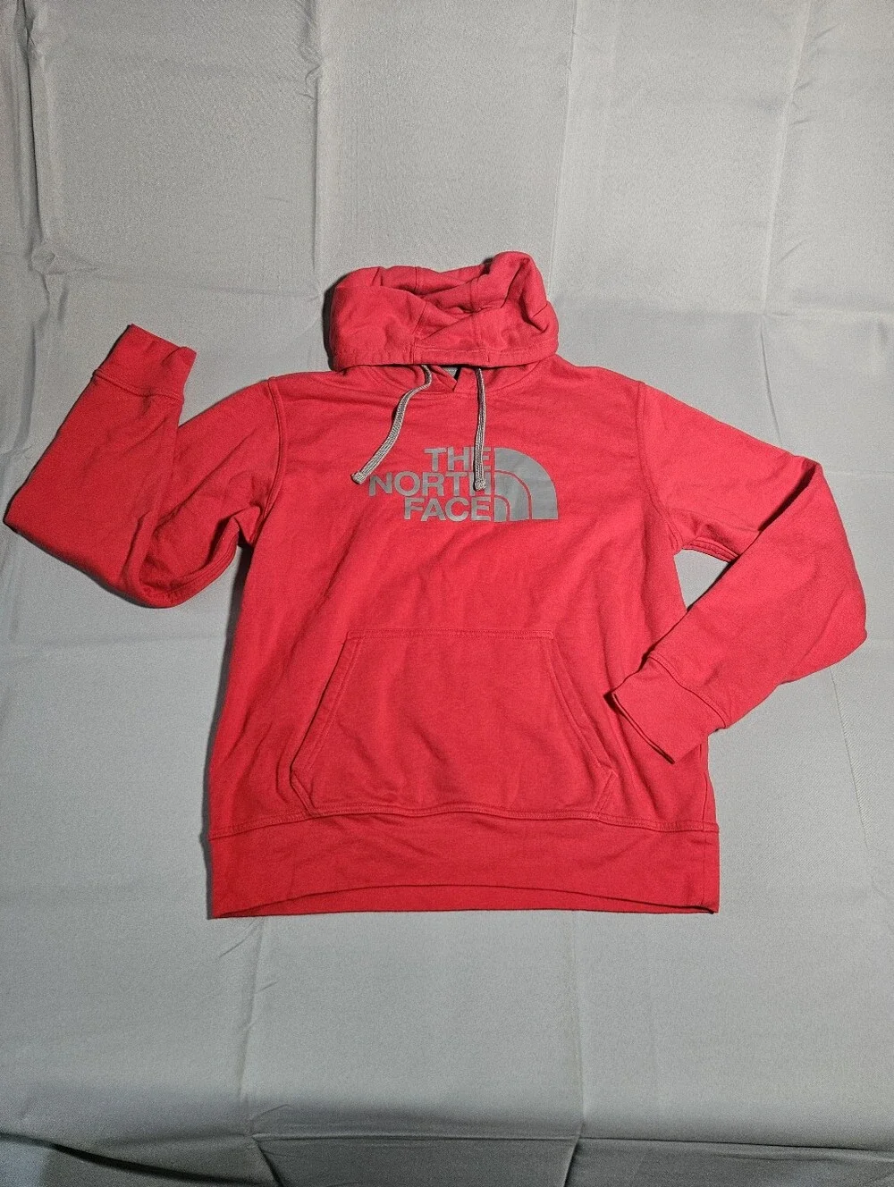 The North Face Outdoor Activewear Skater Streetwear Red Hoodie Center Logo Med